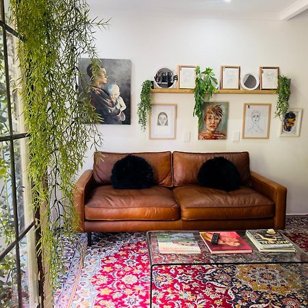 Art-Inspired Bedroom Close To Cbd Моссел-Бей Екстер'єр фото
